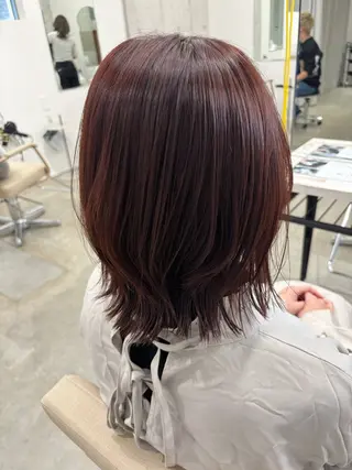 ミディアム 長岡 明音のヘアスタイル
