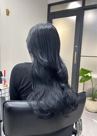 ロング カラー AKO .のヘアスタイル