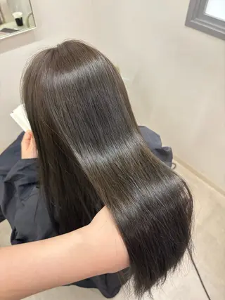 セミロング カラー 渋谷|透明感カラー 🫧🤍|rinaのヘアスタイル