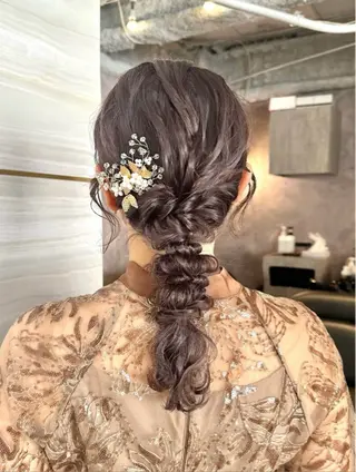 セミロング ヘアアレンジ 🫧みひろ🫧カット カラーモデル募集のヘアスタイル