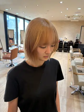 ショート カラー しおり🍬 KOKORO🤍のヘアスタイル