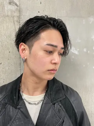 ショート カラー パーマ ヘアアレンジ メンズ 亀井隆汰/メンズ専門 パーマ/フェード可のヘアスタイル