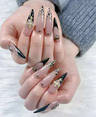 ネイル Hin Hana Nailのネイルデザイン