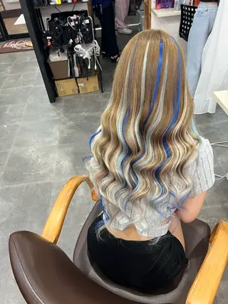 ロング カラー ✨️ヘアサロン ユートピア✨️のヘアスタイル