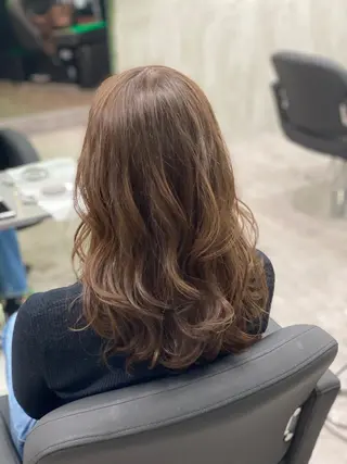セミロング 原宿アンリ 山下卓也のヘアスタイル