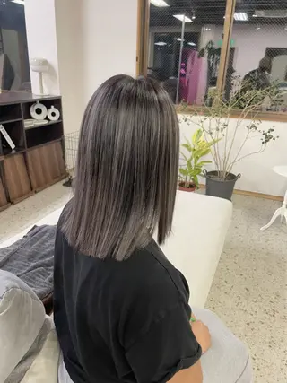 ミディアム ))ブリーチ特化(( 渡邉 怜のヘアスタイル