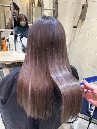 ロング カラー 佐伯 りょうのヘアスタイル