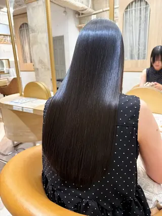 ロング 大田哲也/レイヤー/ 縮毛矯正/Wカラーのヘアスタイル
