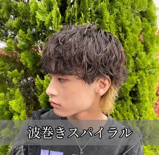 ショート カラー パーマ ヘアアレンジ メンズ 亀井隆汰/メンズ専門 パーマ/フェード可のヘアスタイル