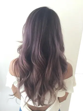 セミロング カラー 本間 良のヘアスタイル