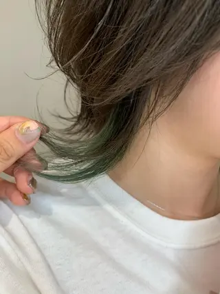 ミディアム カラー 🦖鶴岡 香純🦖のヘアスタイル