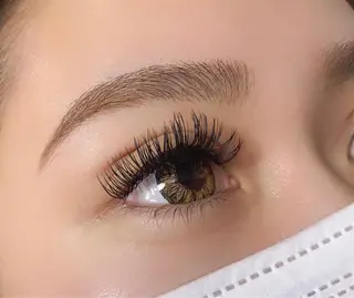 マツエク・マツパ eyelash Anmut Lunaのマツエク・マツパデザイン