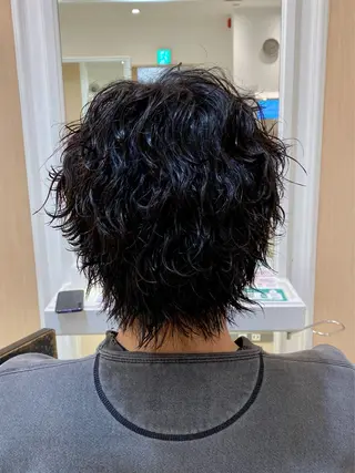 ショート パーマ メンズ メンズ特化型美容師 栗山勇人のヘアスタイル