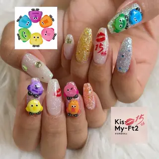 ネイル Kanako 💫のネイルデザイン