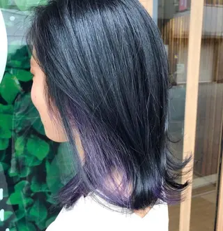 セミロング カラー 薬師寺 優のヘアスタイル