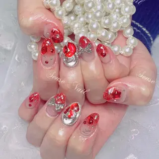 ネイル Queening 🦋のネイルデザイン
