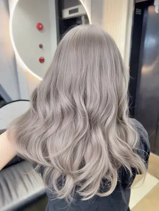 カラー GiseL ハイトー ンSa_ya🎀のヘアスタイル