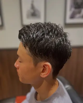 ショート 飯野 公紀のヘアスタイル