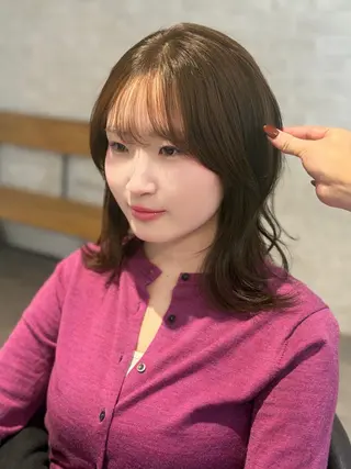 ミディアム 彩菜/透明感艶カラー /赤み消しカラーのヘアスタイル