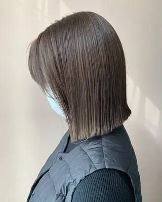 ショート カラー hubhair レイヤー/透明感のヘアスタイル