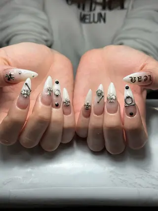 ネイル akina nailsのネイルデザイン