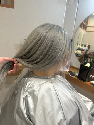 ロング カラー 店長 MANAMI 艶カラー／骨格ボブのヘアスタイル