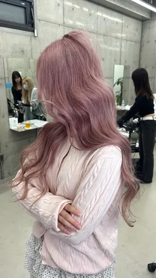 カラー 伊藤七奈/名古屋/ ハイトーン/ブリーチのヘアスタイル