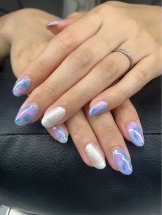 ネイル 中村 春菜のネイルデザイン