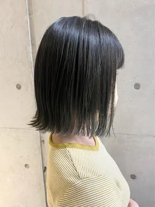 ショート カラー ハル🌸柔色/ ブリーチなし/艶髪のヘアスタイル