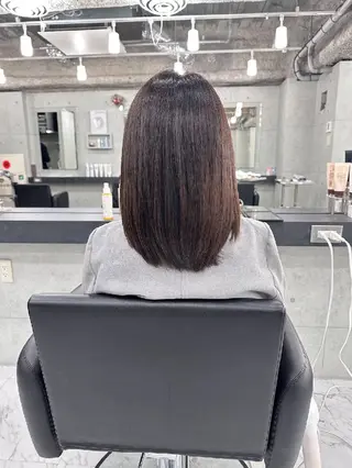セミロング カラー ❇️安達 優心❇️ レイヤー/艶髪特化のヘアスタイル