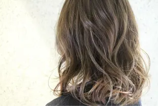 ミディアム カラー creep hair nozomiのヘアスタイル