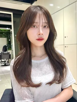 ロング 井田朋花 艶髪💎✨️のヘアスタイル