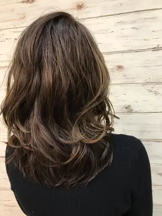 カラー 日比 貴大/ minim hairのヘアスタイル