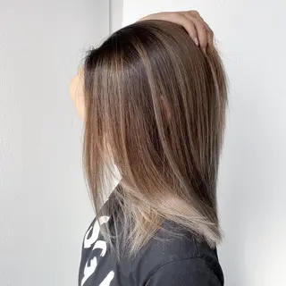 セミロング en Siena エンシエナのヘアスタイル