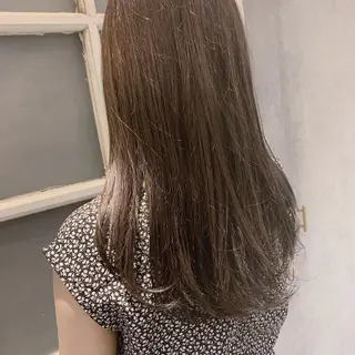ロング カラー ヘアアレンジ kana .のヘアスタイル