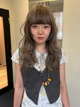 ロング カラー yurino🩵💍 レイヤー、ヘアセットのヘアスタイル