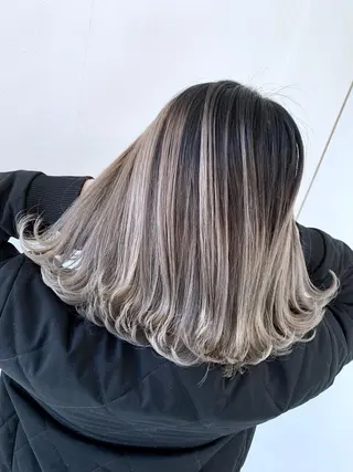ミディアム 穐田 司樹のヘアスタイル