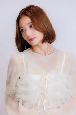 カラー ♻️ブリーチなし カラー♻️のヘアスタイル