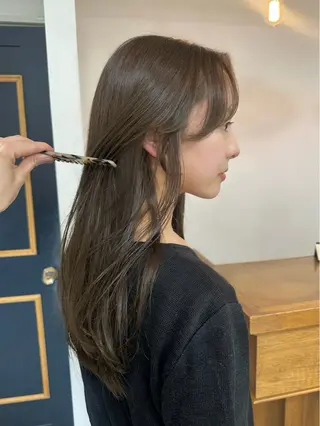 ロング NAGISA髪質改善 &透明感カラー🪞のヘアスタイル