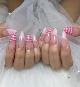 ネイル MAMIネイリスト UNELMA所属のネイルデザイン