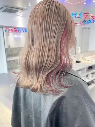 セミロング カラー 透明感ブリーチ ハイトーンウエダのヘアスタイル