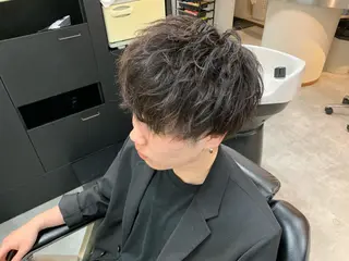 ミディアム パーマ 綾田 一蔵のヘアスタイル