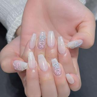 ネイル Queens テイのネイルデザイン