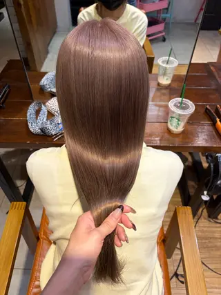 ロング カラー 透明感/ブリーチ/ 髪質改善💛miuのヘアスタイル