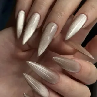 ネイル nana 🤍のネイルデザイン