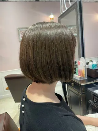 ショート カラー アルト 【blanc】春日のヘアスタイル