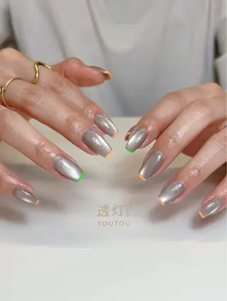 ネイル 透灯 TOUTOU 🪄のネイルデザイン