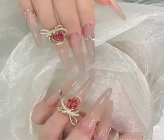 ネイル D-BEAUTY Nailsalonのネイルデザイン