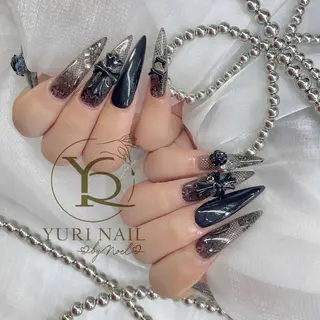 ネイル YURI Nail NARITAのネイルデザイン