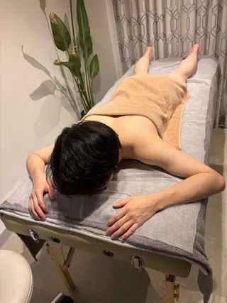 メンズ メンズ脱毛サロン 【サンキュッパ】のエステ・リラクイメージ